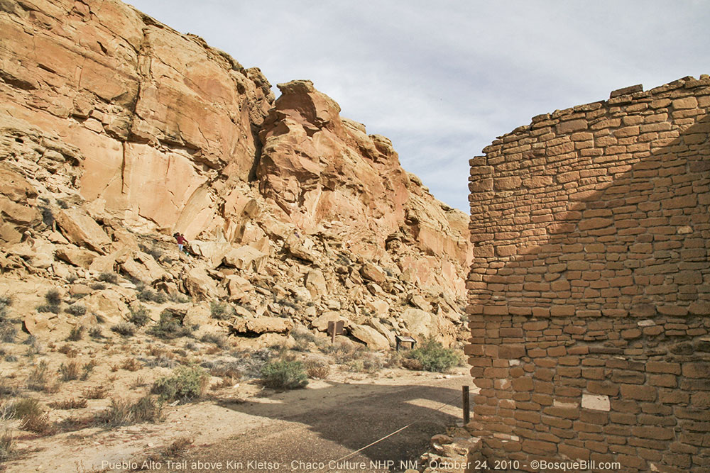 Pueblo Alto Trail